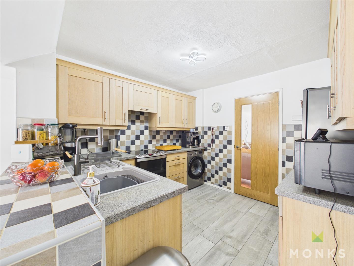 23 Meadow Rise, Oswestry, SY11 2EE For Sale